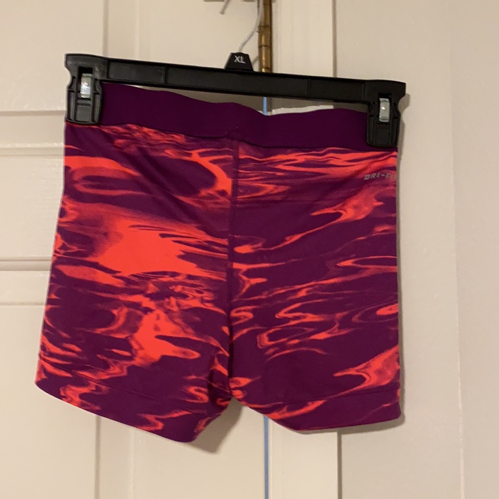 Nike pros - Picture 2 of 2